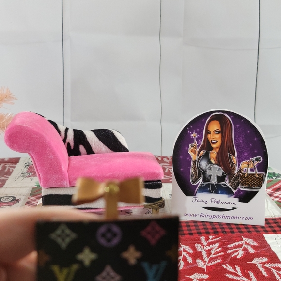 Louis Vuitton Murakami Noir Monogram Mirror and Case Authentic - Picture 2 of 14